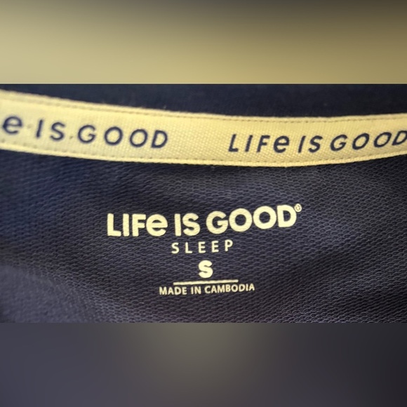 NWT “life is good” paw dog sleep shirt women Sz small - Picture 9 of 9